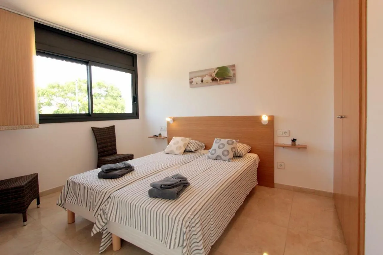 Leon Inmo Villa Nicole - 10699 Empuriabrava